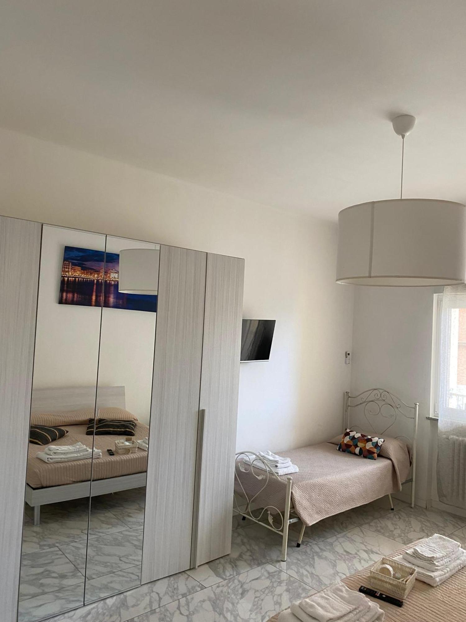 Ennio Rooms Bari Eksteriør billede
