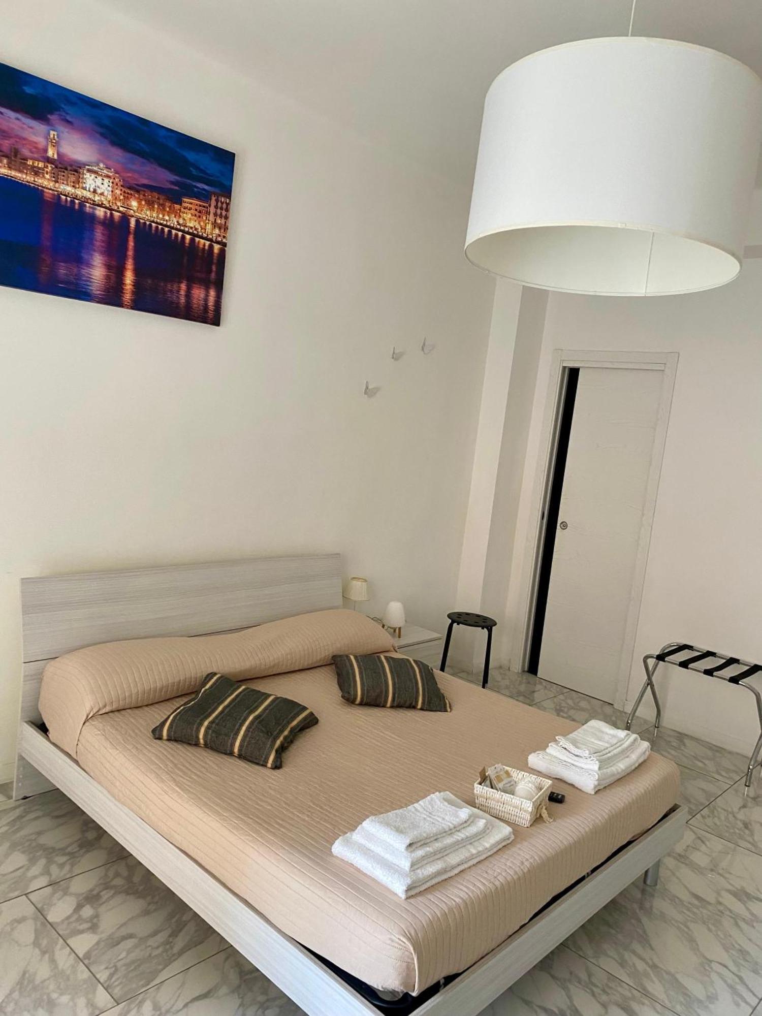 Ennio Rooms Bari Eksteriør billede